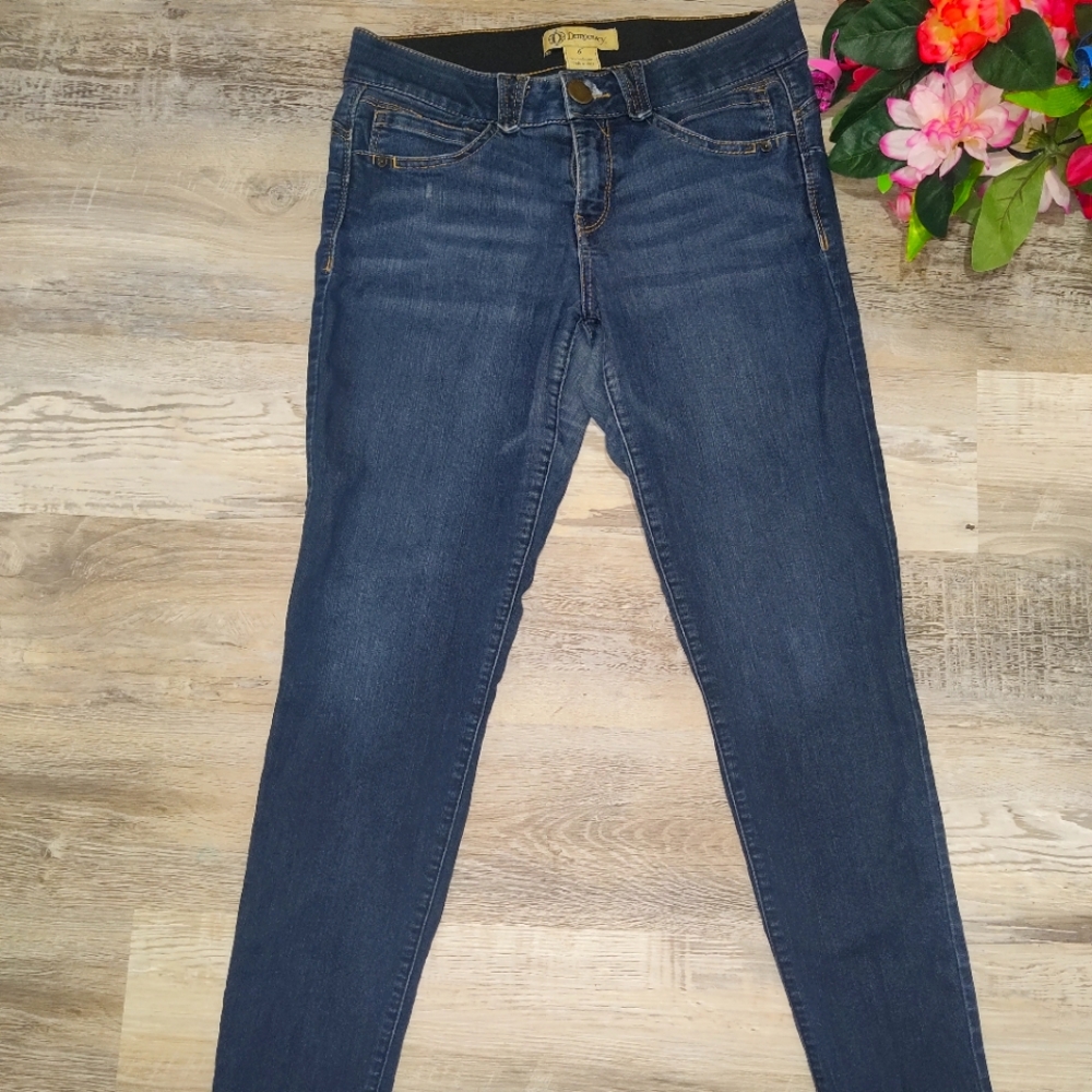 Democracy Women's Size 6 Ab Solution Skinny Jeans Mid Rise